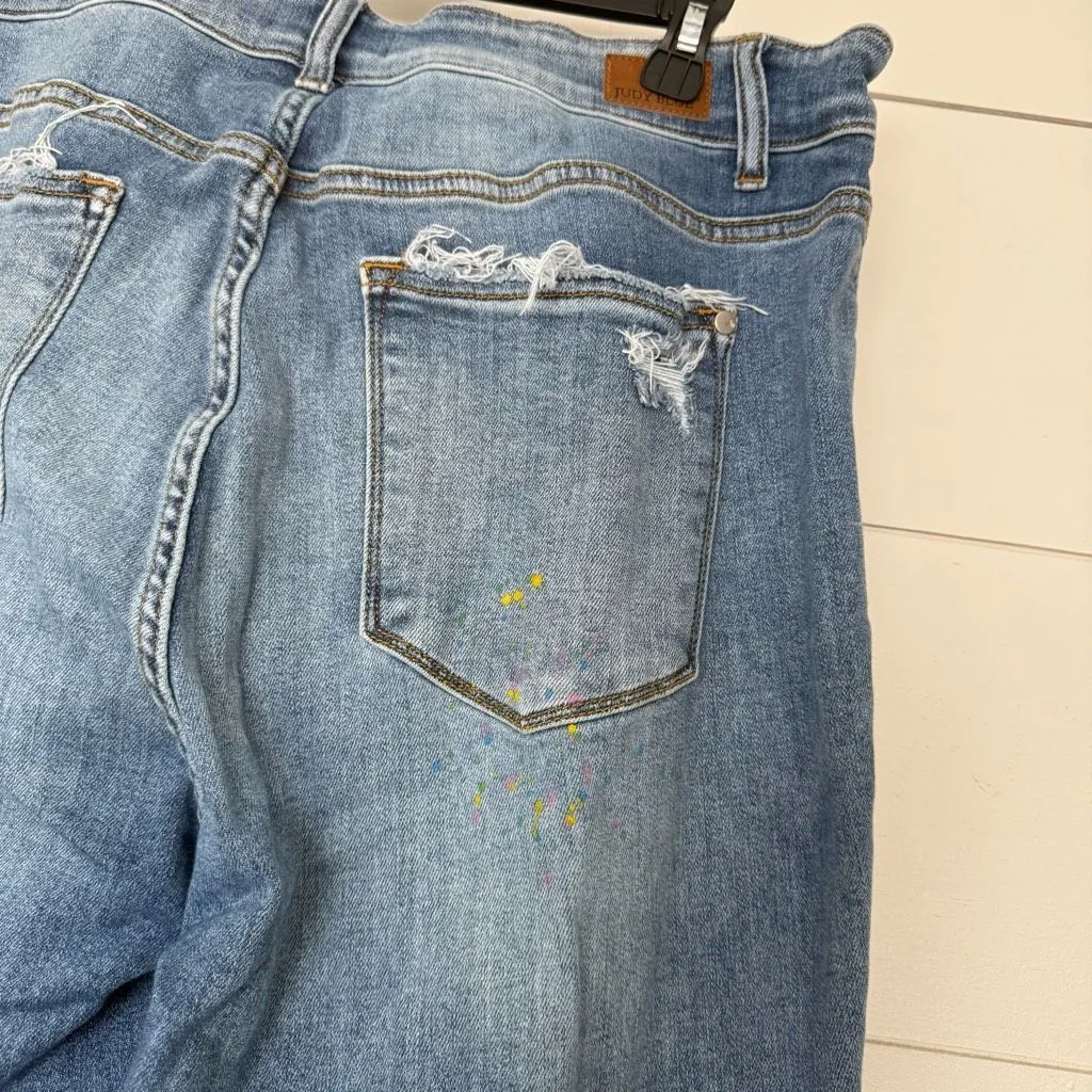 Judy Blue Women’s 18W Boyfriend Fit Stretchy Distressed Jeans - Image 4