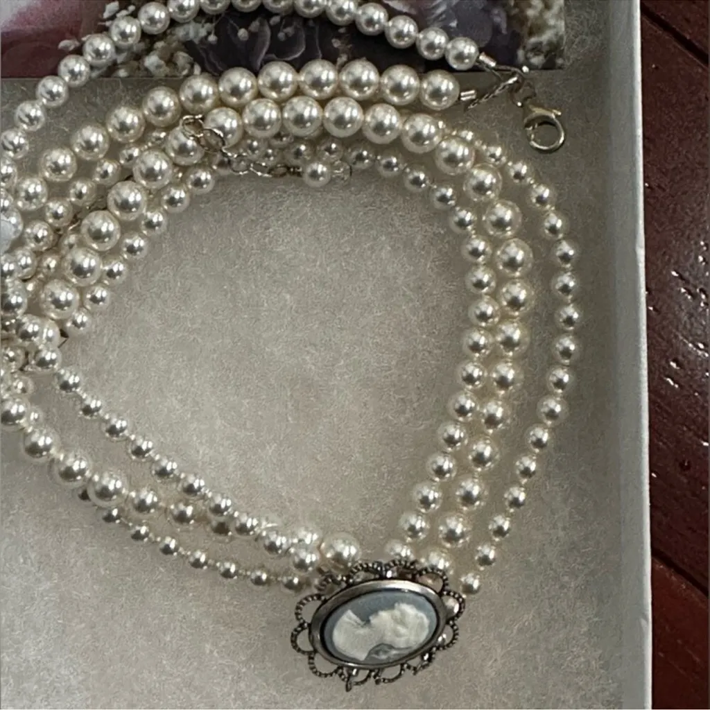 NEW BlingBaddaBoom Blue Cameo Earrings Pearl Choker Set Classic Bridal Regal White - Image 4