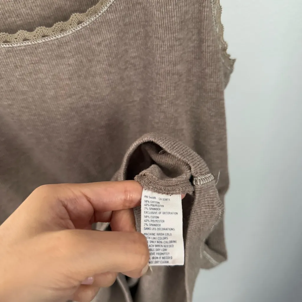 American Eagle XL Y2K Floral Lace Back Tank Top Tan Beige Dainty Racerback 2000s - Image 6