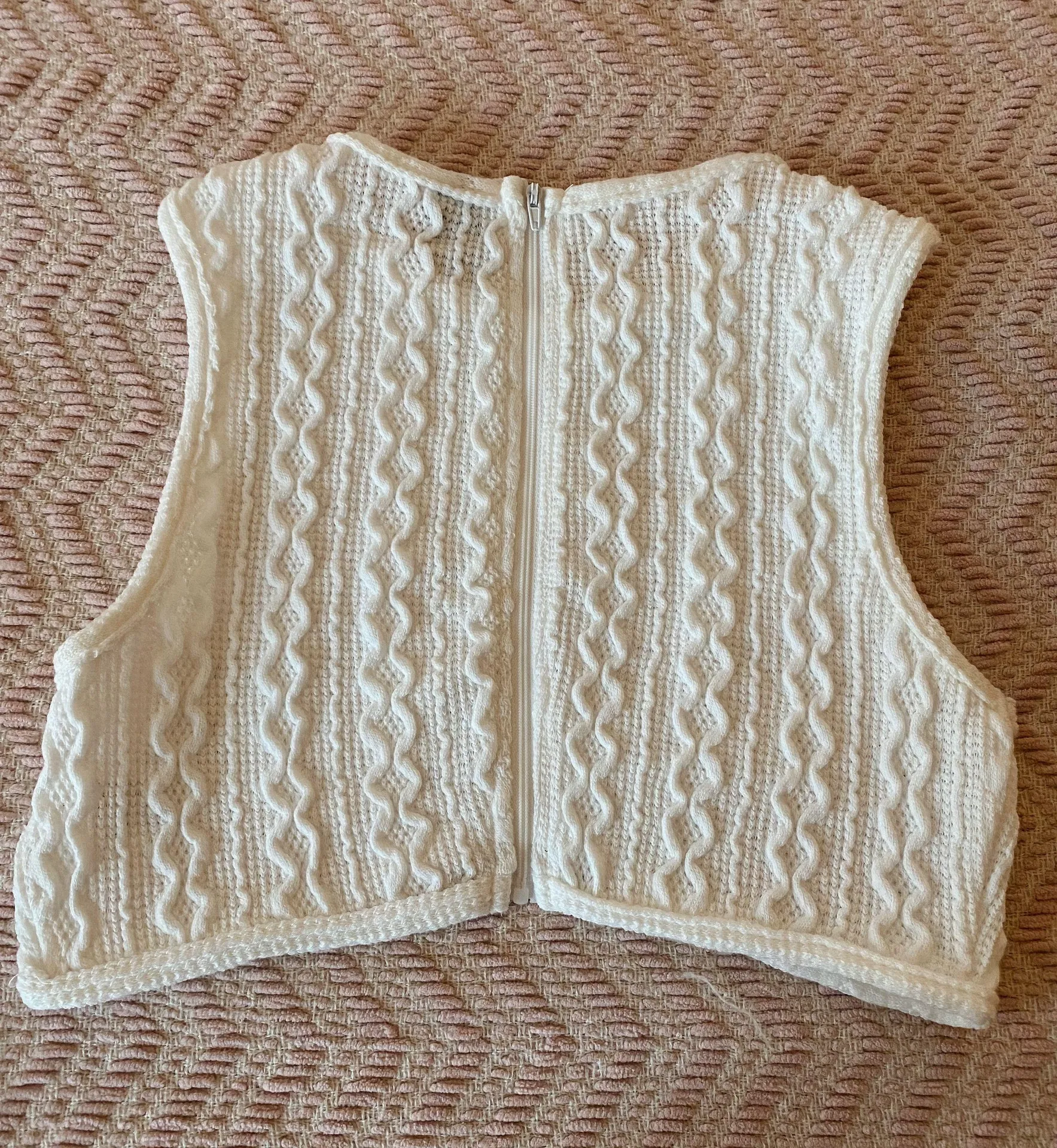 SheIn Cropped sweater tank - Image 3