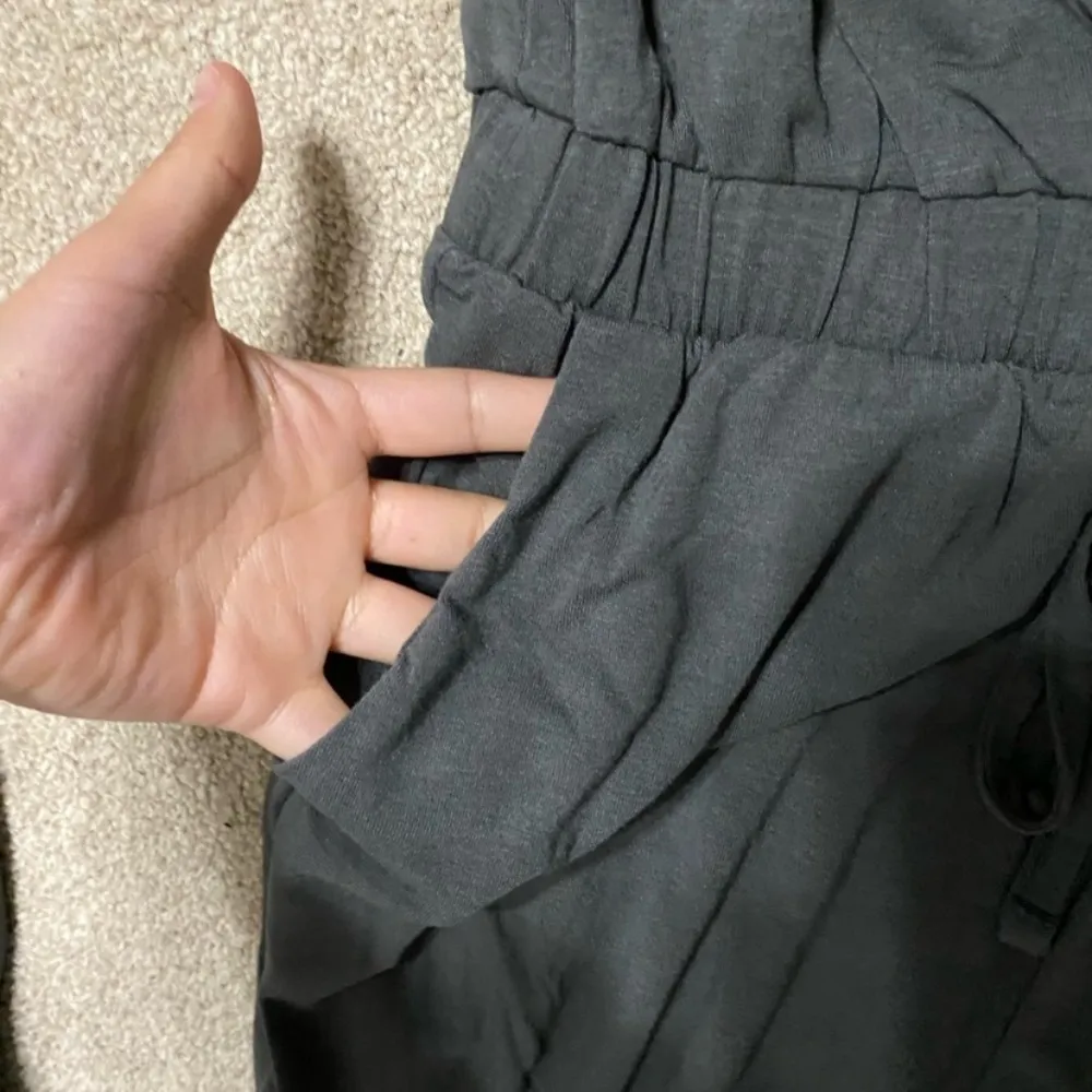 Zenana Grey Short Sleeve Henley Jumpsuit Size S - Image 3