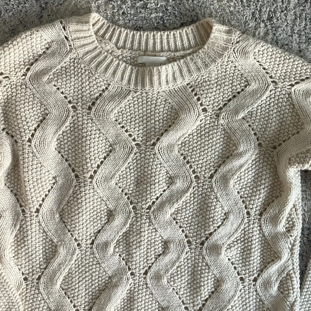 H&M Cream Off White Knit Oversized Crewneck Sweater Size XS - Image 3