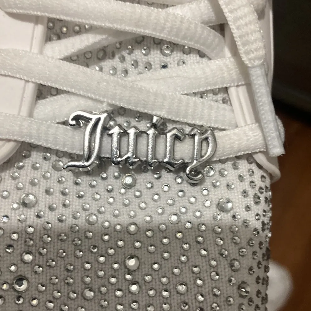 Juicy Couture Chunky Lace Up Fashion Sneaker Stylish Platform Tennis Shoe 8.5 - Image 5