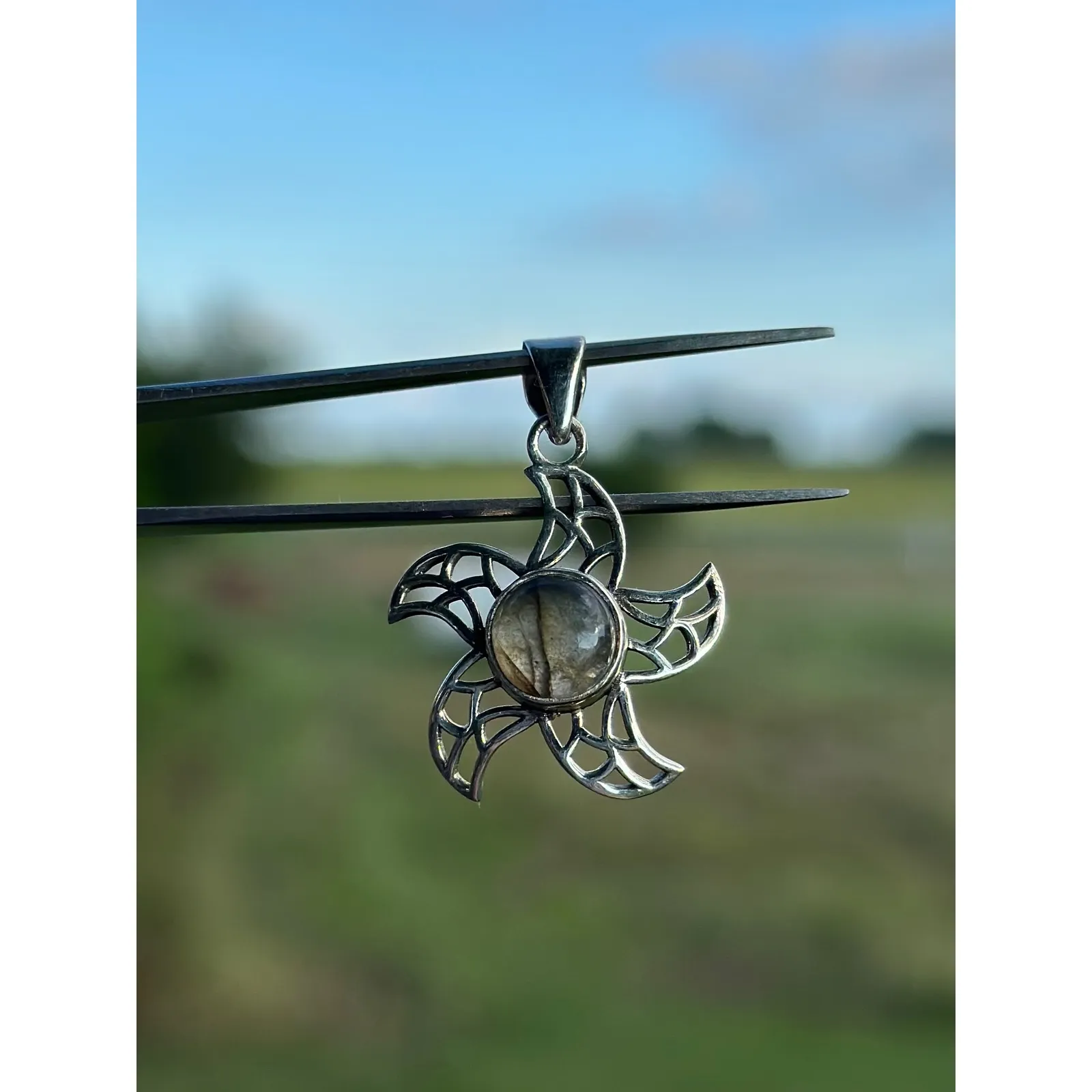 Labradorite Starfish‎ Sterling Silver Pendant - Image 2