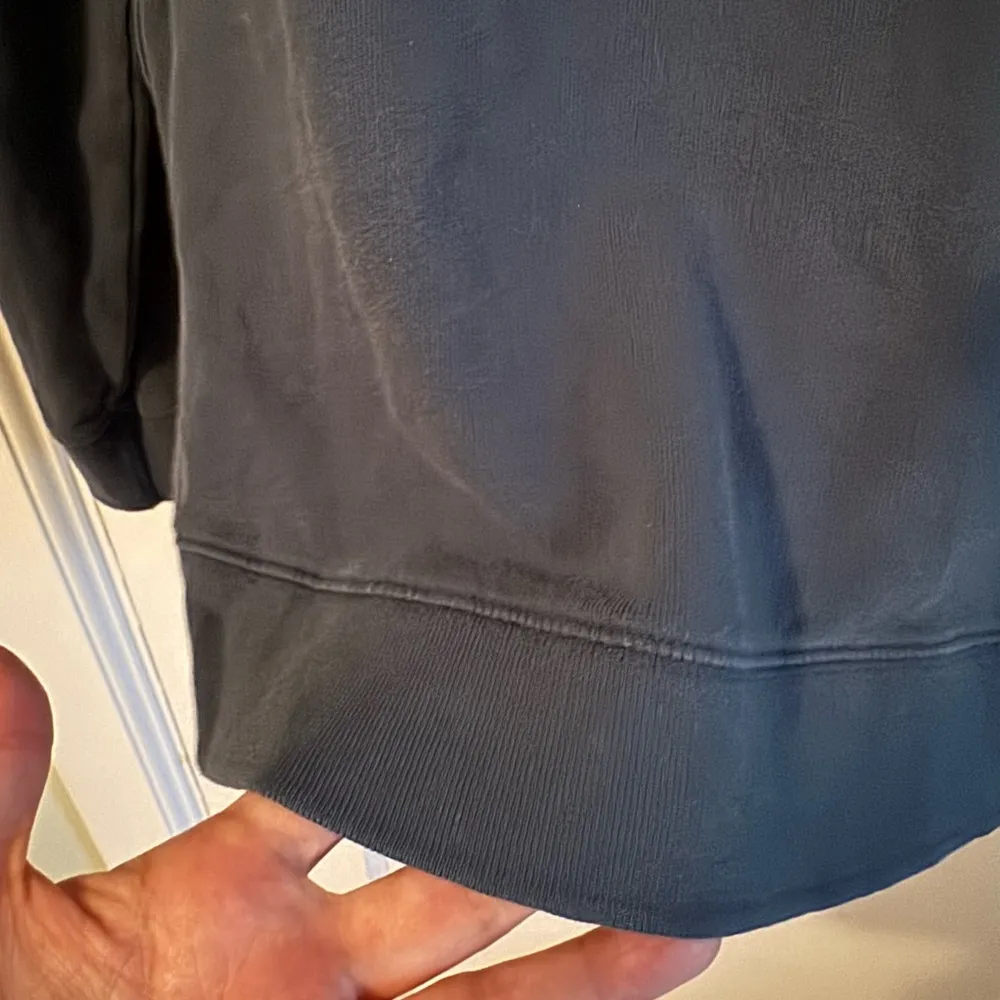 Lands' End Canvas Women’s Green Sweatshirt Size Medium Button Accents - Image 8