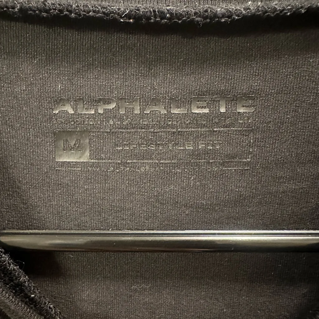 Black Alphalete Crop Top - Image 3