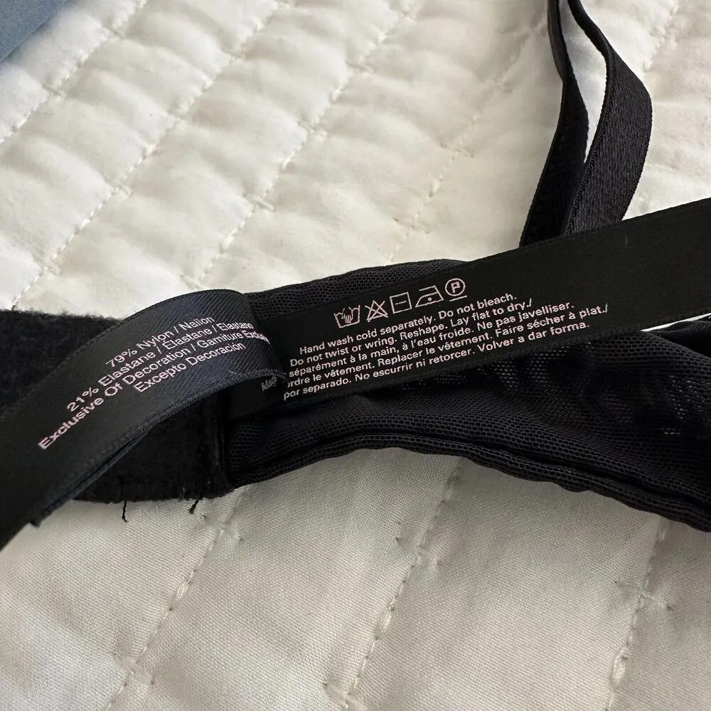 Victoria’s Secret Gorgeous Plunge Push Up Bra 34C Black With Silver Sequin - Image 10