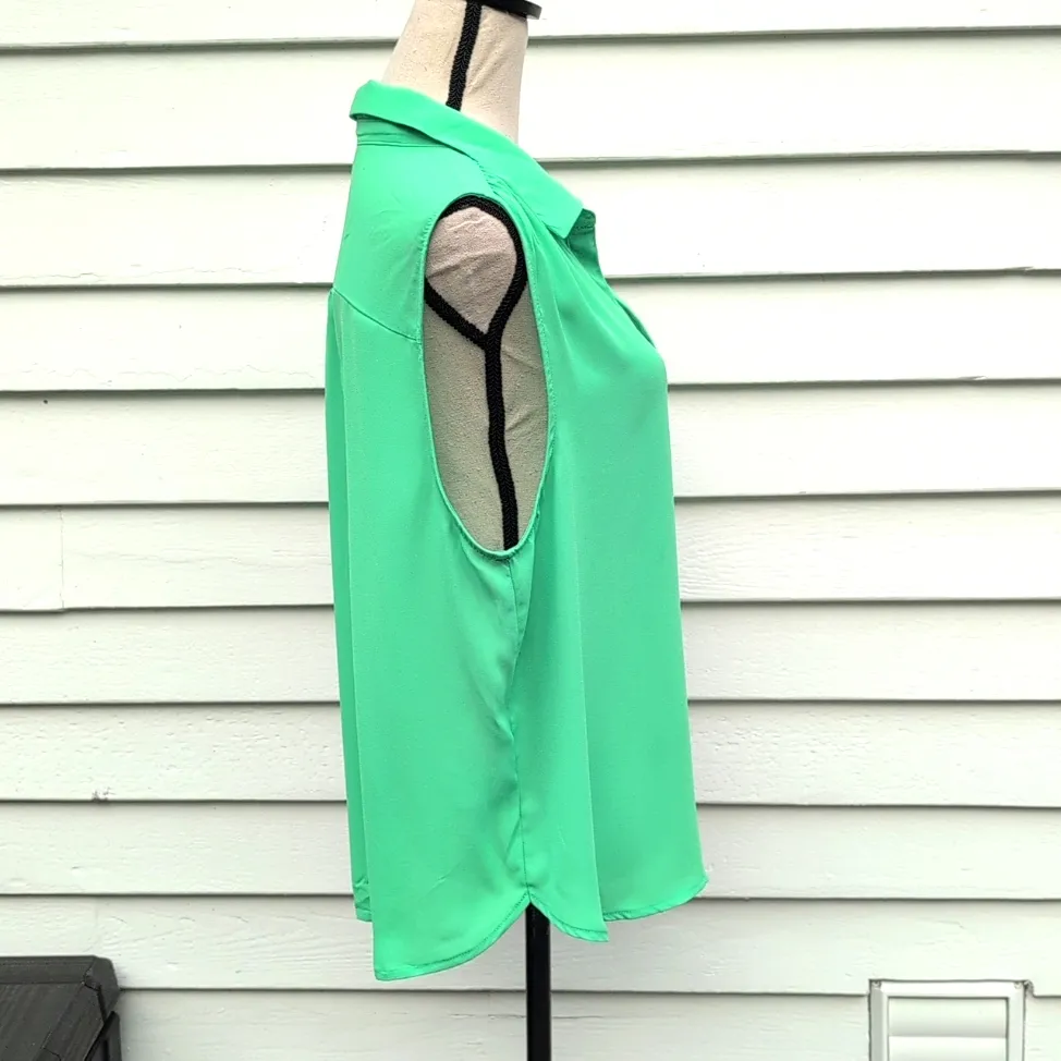Loft Sleeveless V-Neck Blouse | Loft Sleeveless Collared Shirt | Green Loft Top - Image 4