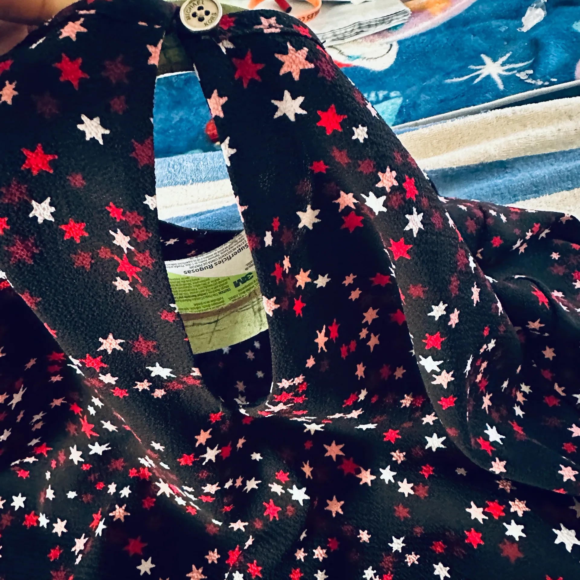 Michael Michael Kors Star Red Black Blouse Women's Size XL - Image 9