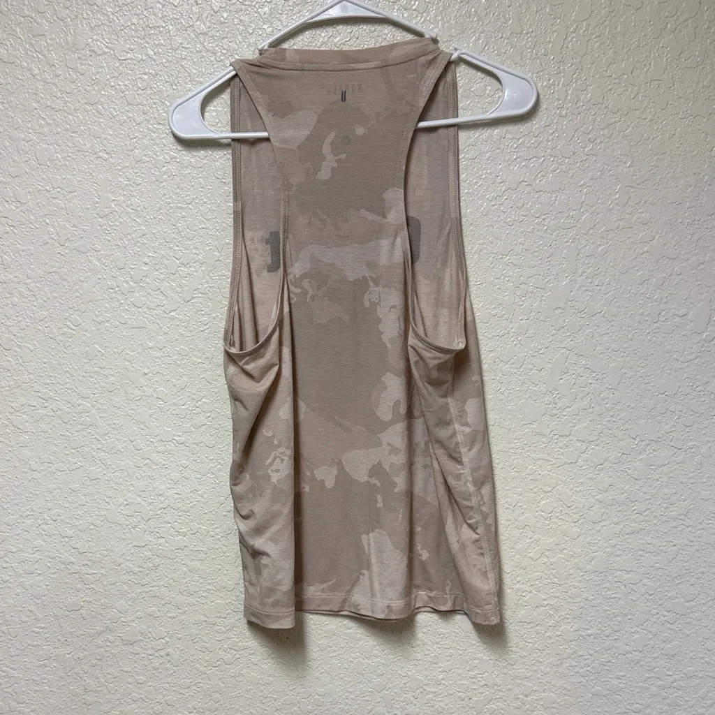 NOBULL Women's Beige CrossFit Games Muscle Tee - Image 7