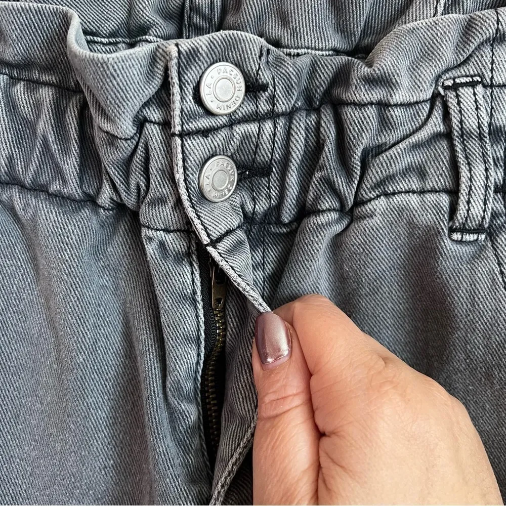 Pacsun Gray‎ Mom Jean Paper Bag High Rise Crop Jeans - Image 4