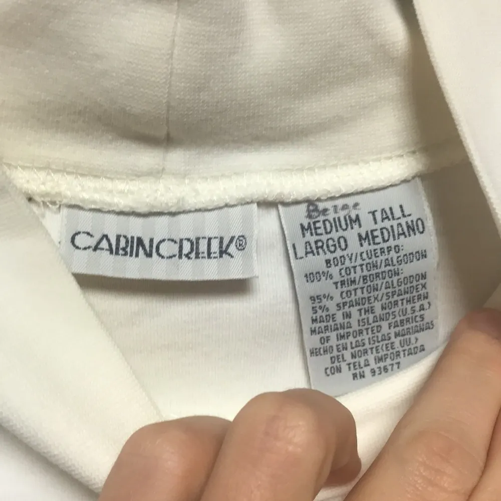 Cabin creek  beige mock turtleneck - Image 4