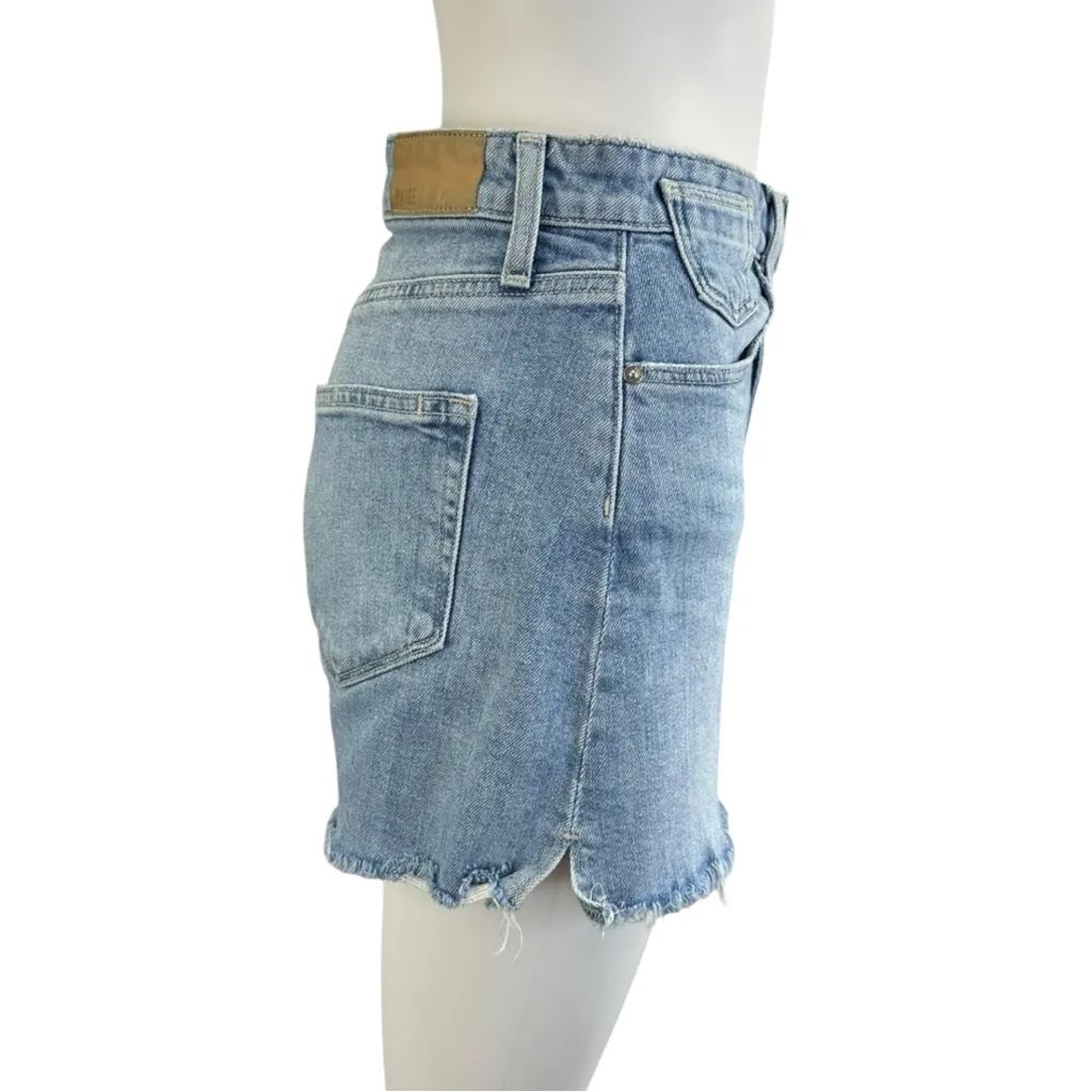 PAIGE Light Wash Dani Denim Shorts Size 27 - Image 2