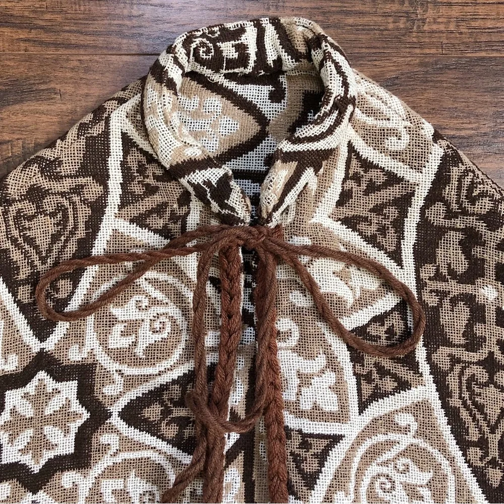 vintage • 1970s tapestry cape brown cream tan rust medallion woven boho western - Image 6
