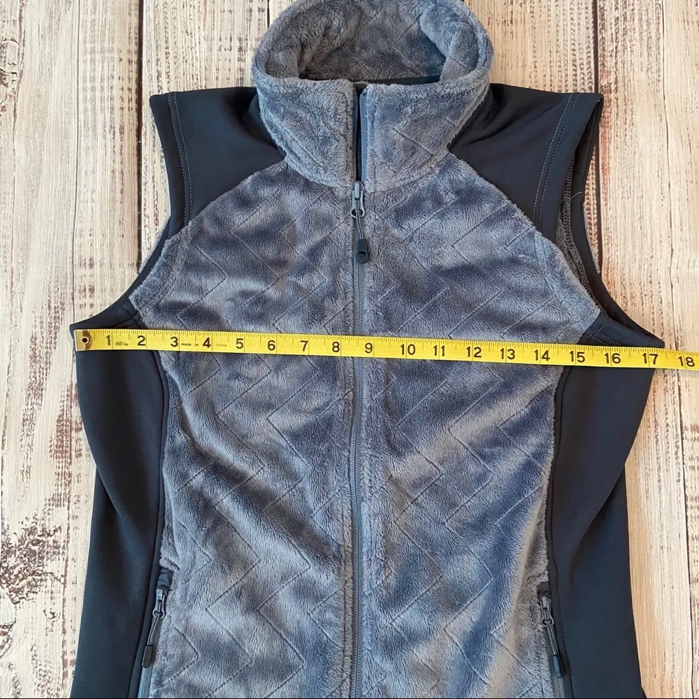 Mountain Hardwear Pyxis Quilted Vest. Size Small. EUC - Image 8