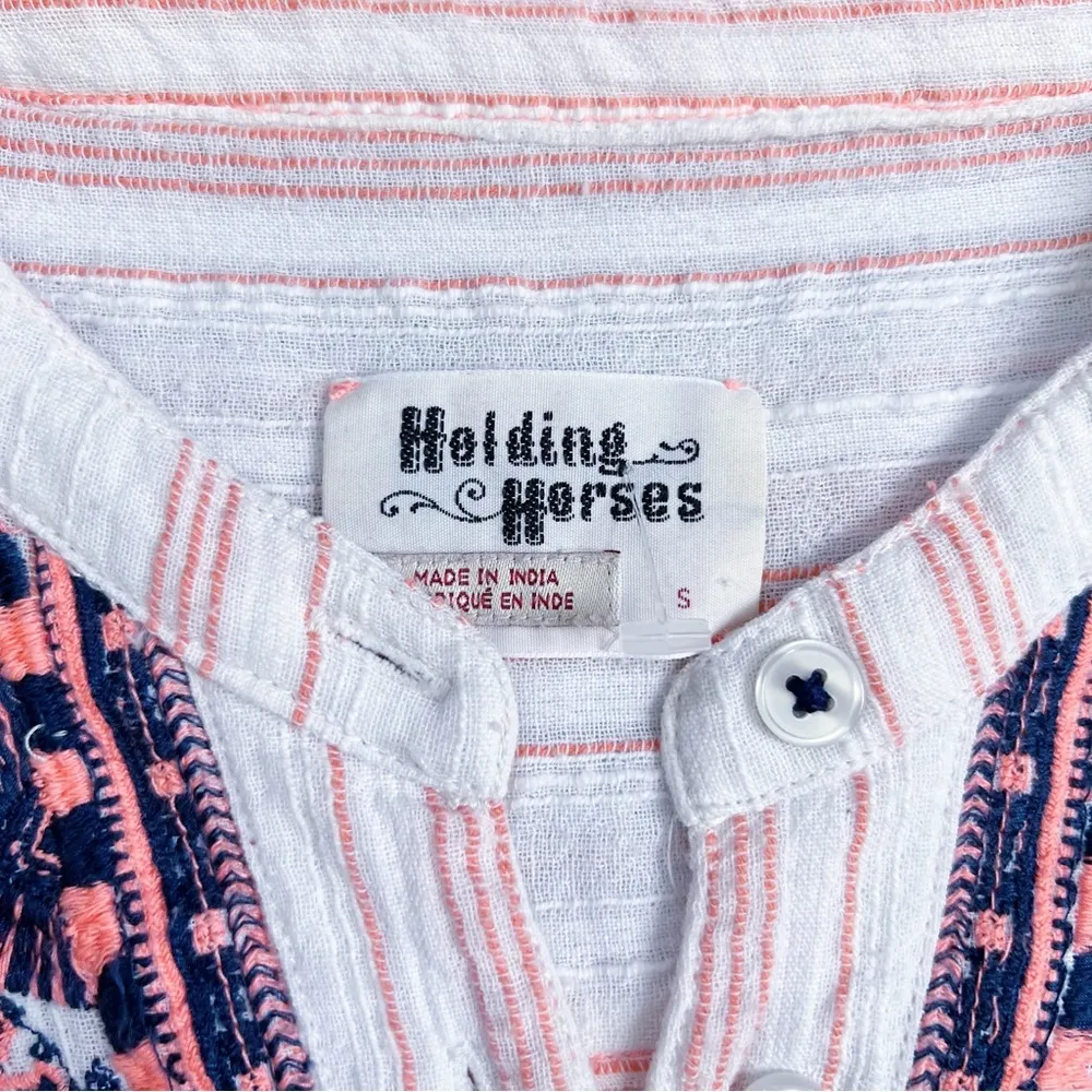 Holding Horses • Anthro Mesa Peasant Top blouse popover embroidered cotton gauze - Image 5