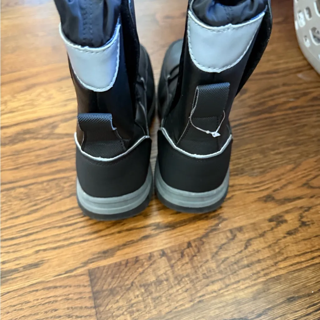 Lands' End Black Quilted Winter Boots - Image 2