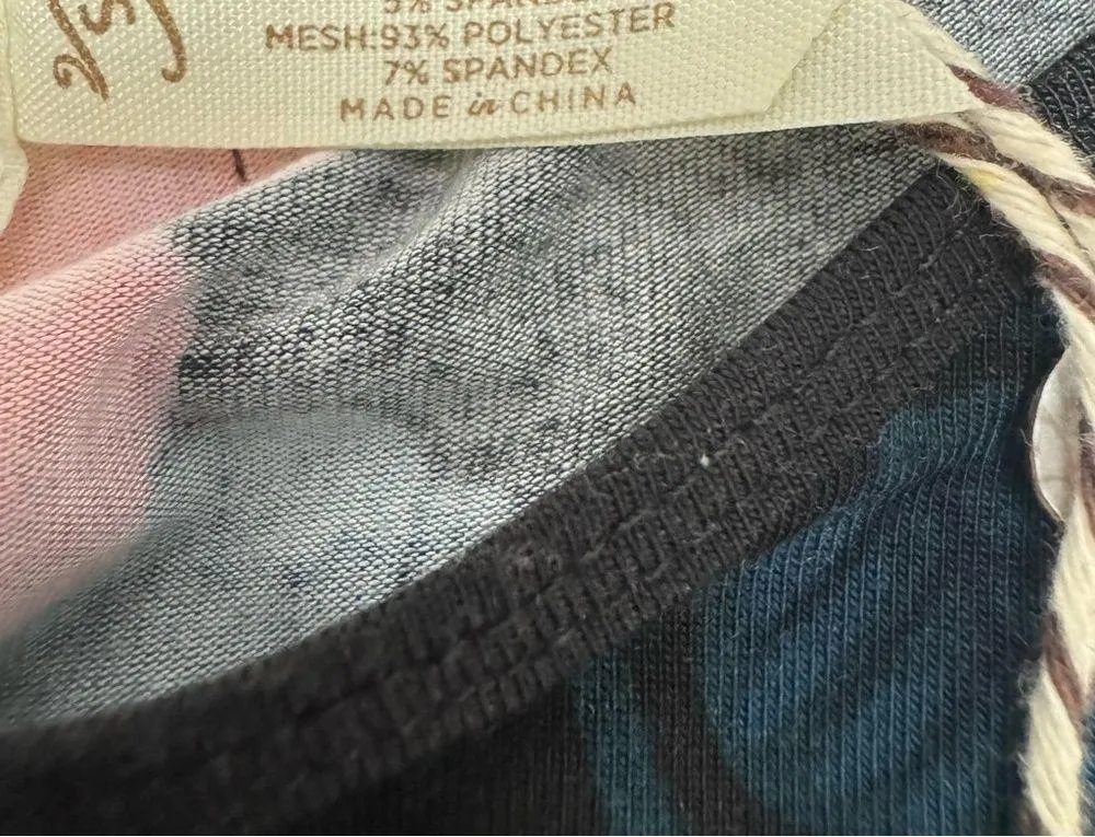 Matilda Jane Winter Blooms Mixed Media Blouse Size S - Image 10