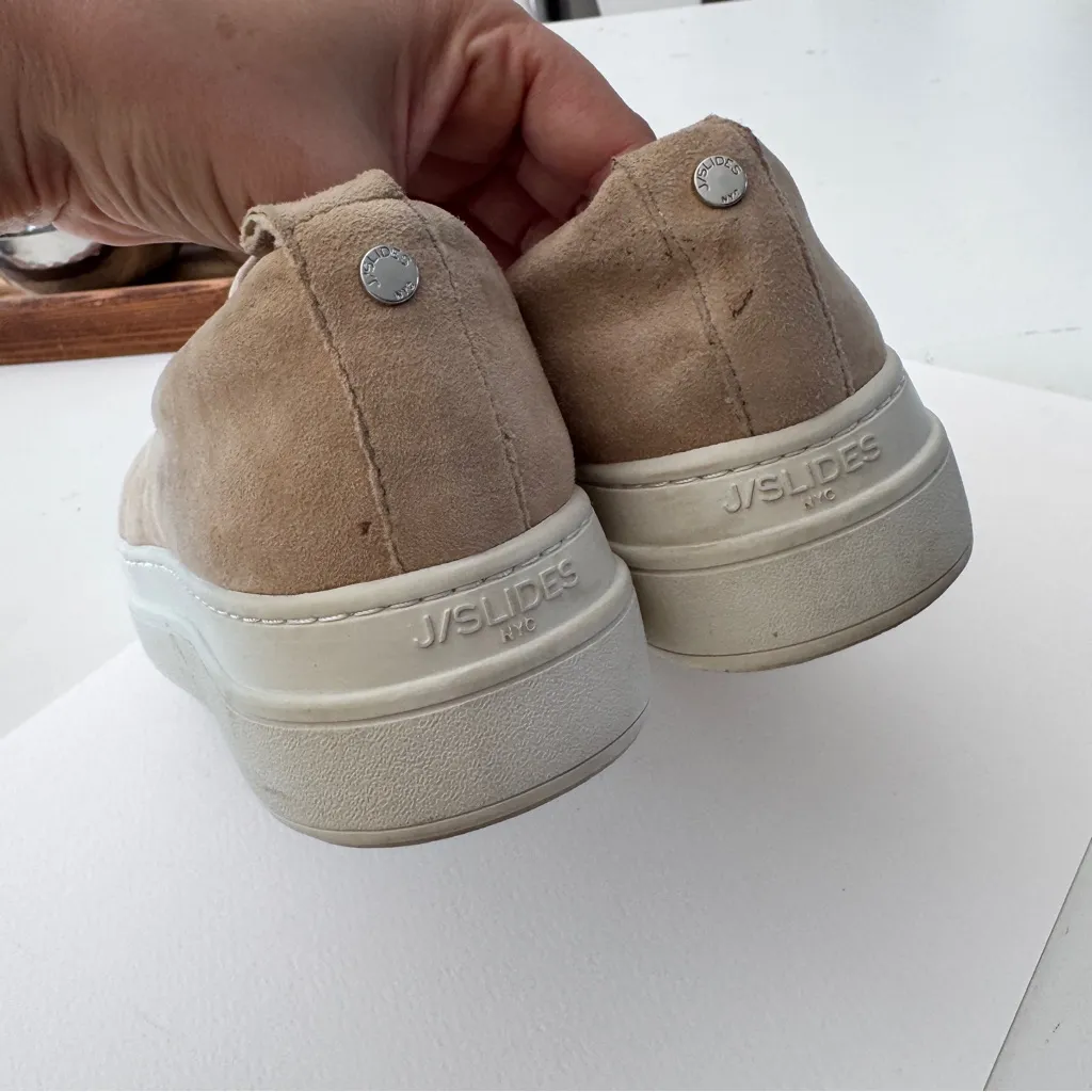 J Slides Tan Suede Leather Slip On Platform Flats Womens 7 Comfort Shoes Classic - Image 4