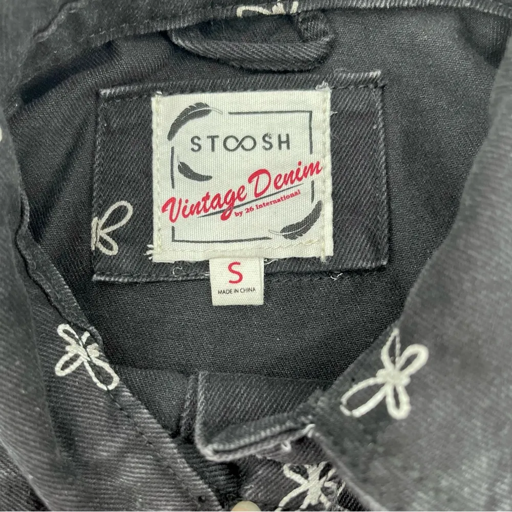 Stoosh Vintage Denim Butterfly Cropped Jean Jacket Black Size Small Button Front - Image 9