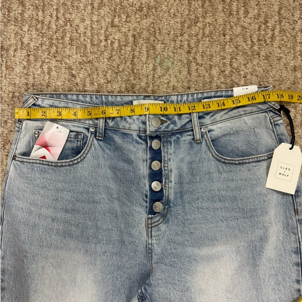 Cleo + Wolf Jeans Women's 31W/34L Blue High Rise Bootcut Raw Hem Button Fly Pant Size undefined - Image 5