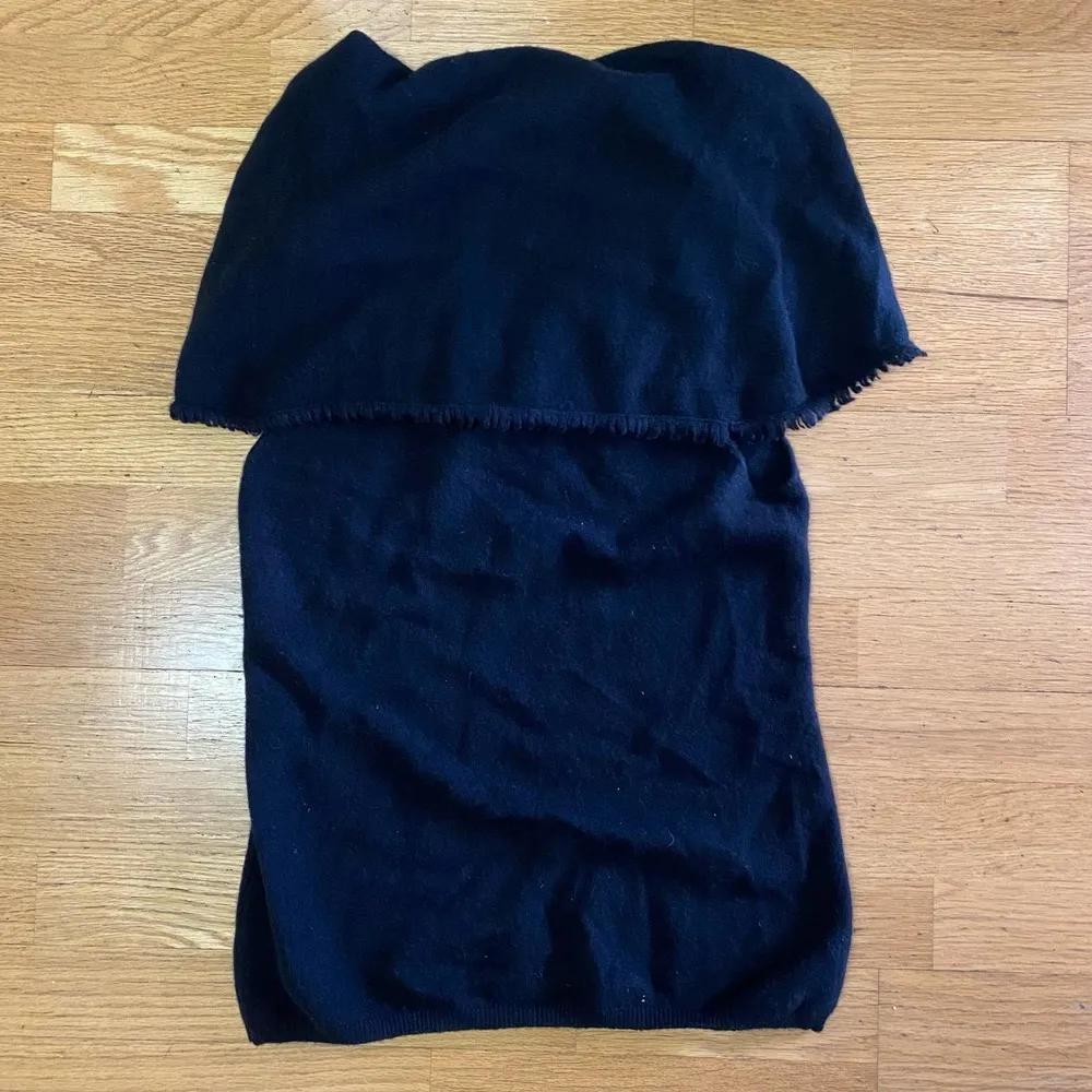 Minnie Rose Cashmere Capsule Wardrobe Minimalist Fray Off Shoulder Career Sweat… - Image 3