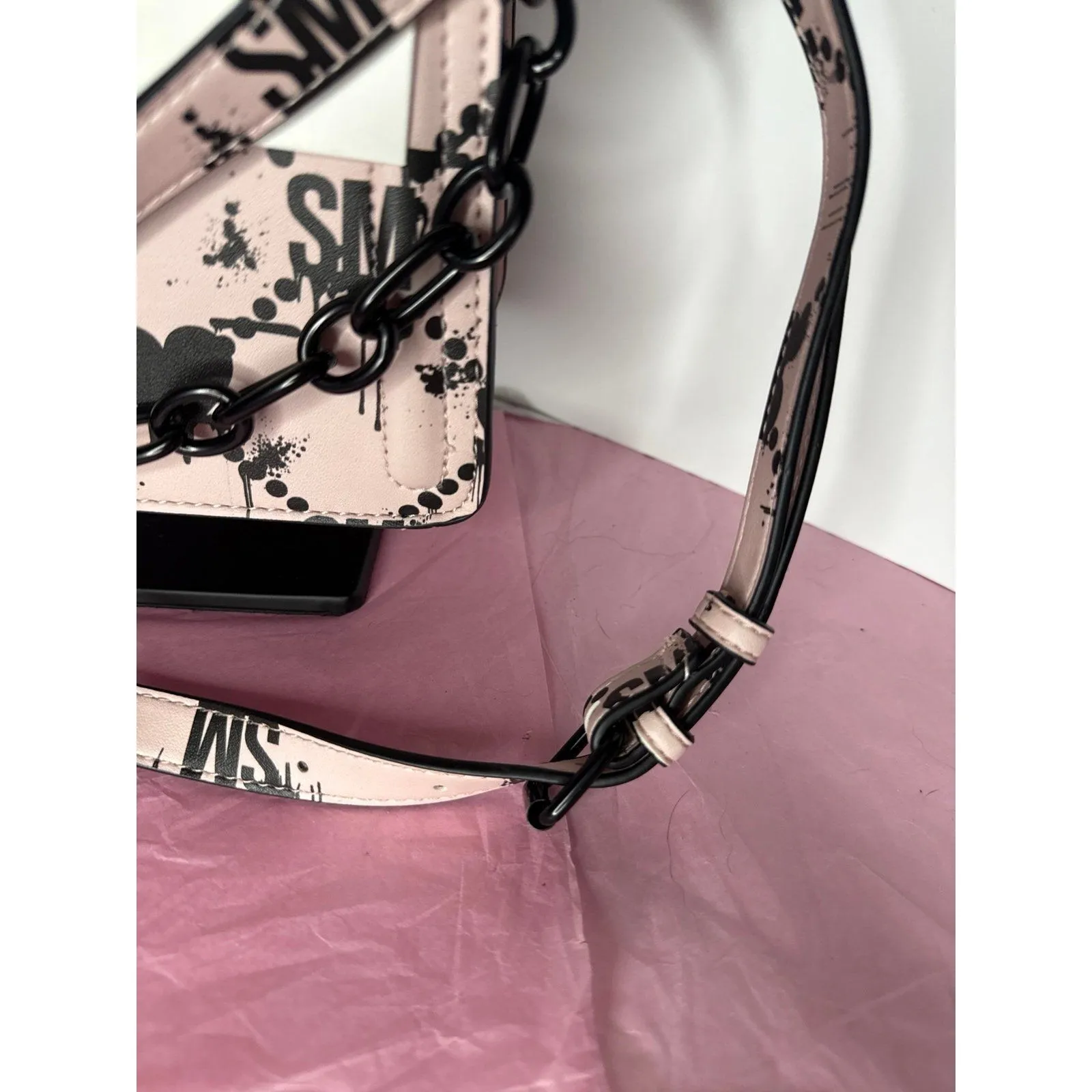 Viral Halloween Steve Madden Bevelyn Dripping Bleeding Hearts HandBag - Image 4