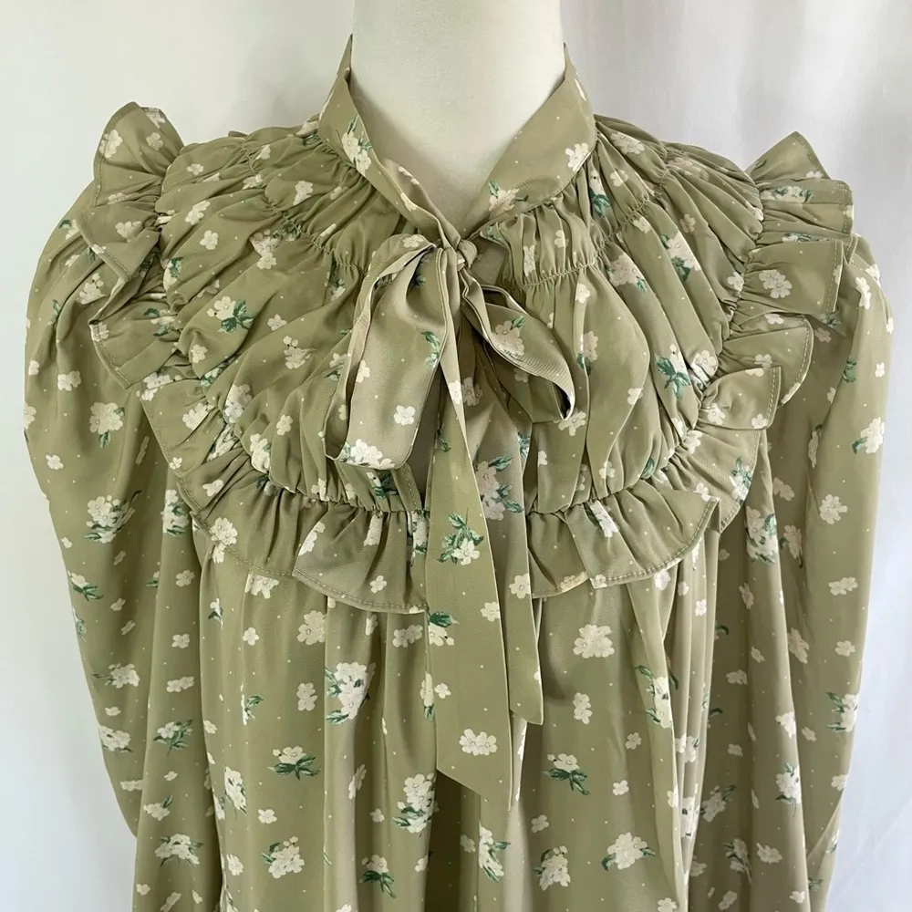 New  Floral Tie Neck Long Sleeve High Low Dress Green Size Small - Image 5