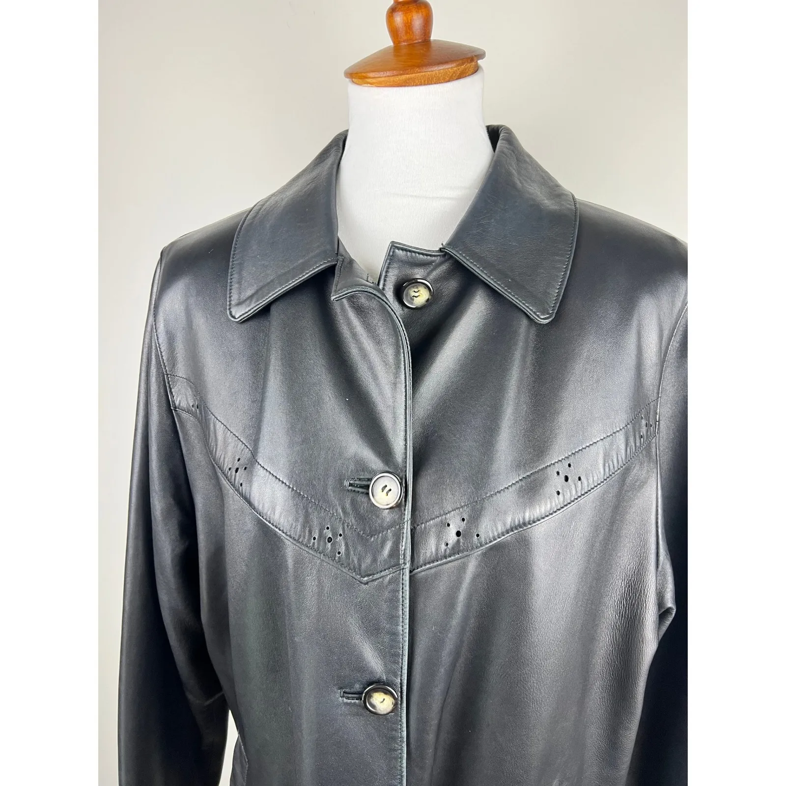 Peletaria Solsona Spain Black Leather Jacket Western Style Button Front Size 42 - Image 2