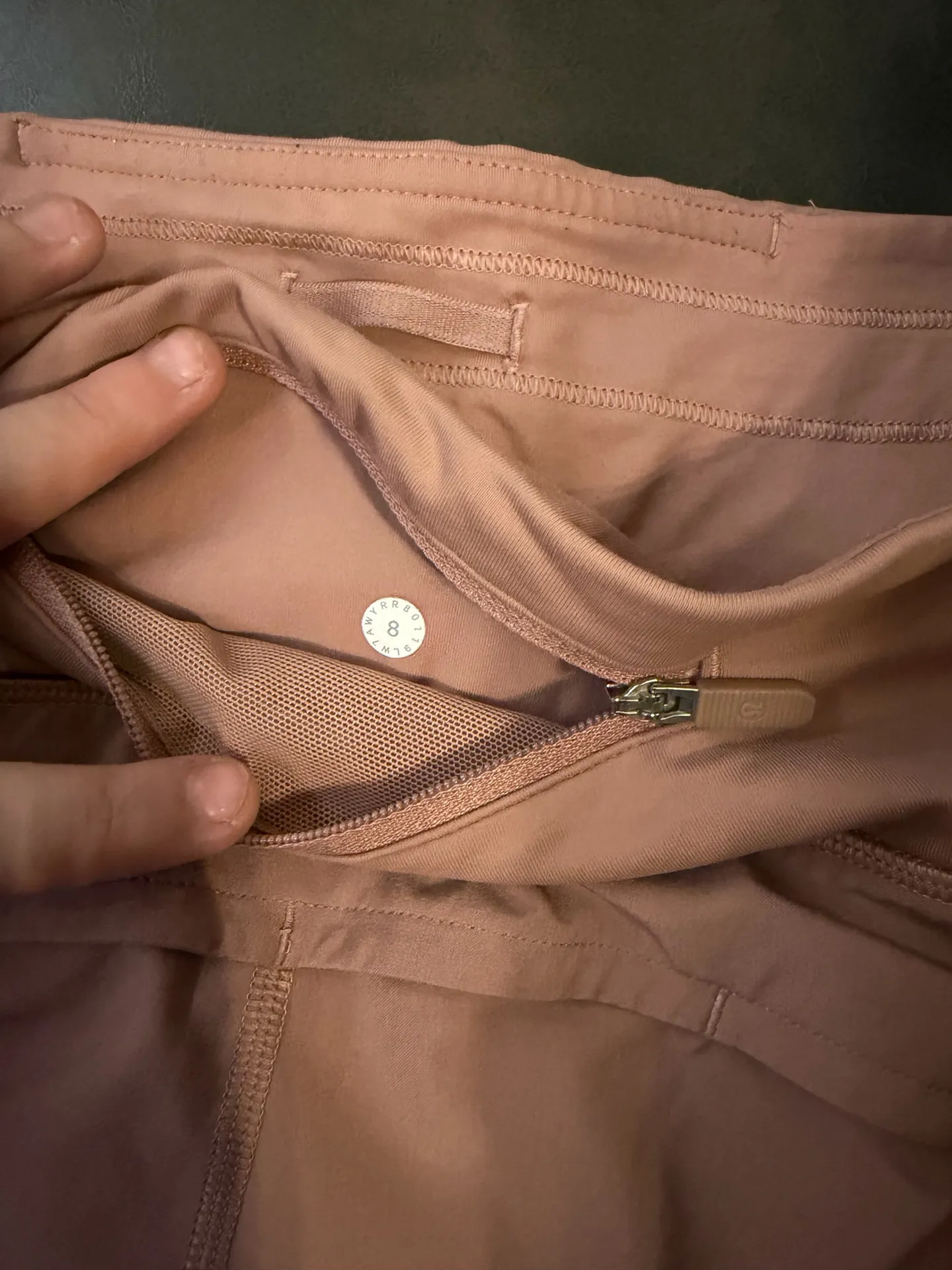 Lululemon Shorts Speed 2.5" Low-Rise - Image 3