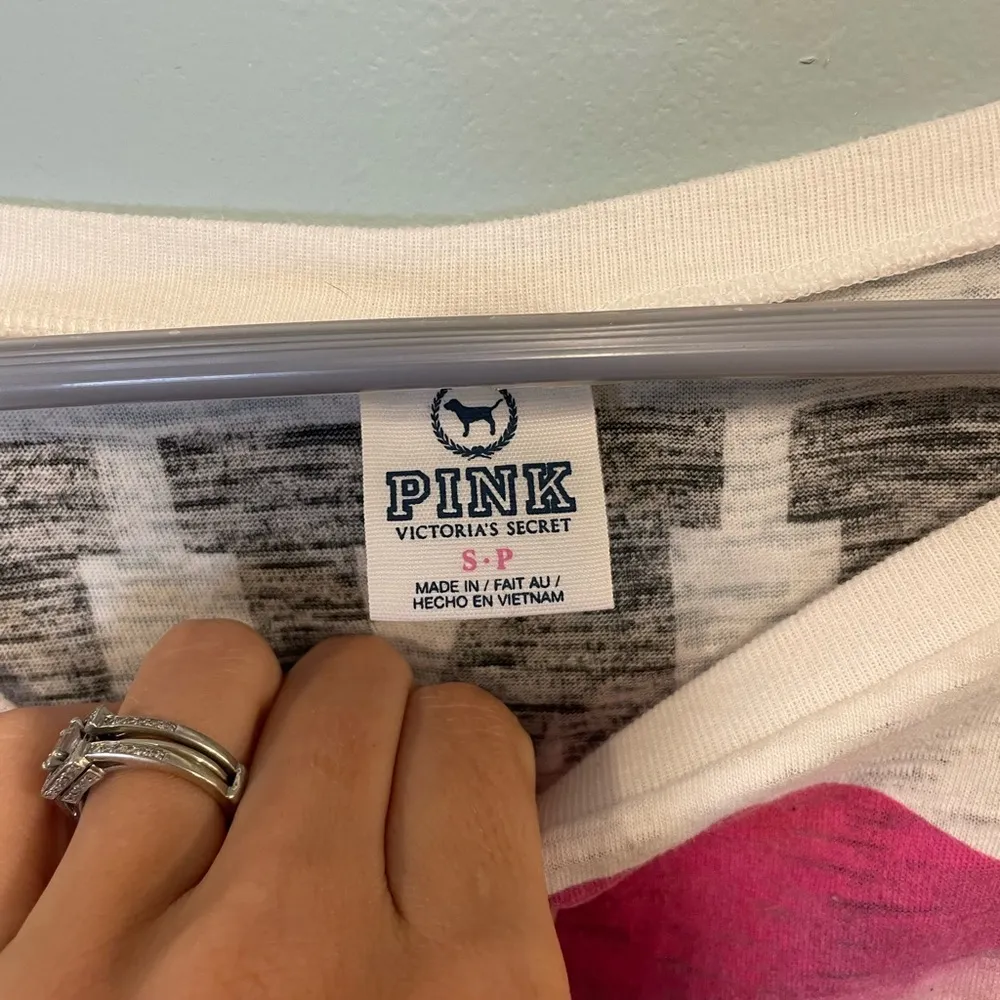 Victoria’s Secret pink! Chicago baseball crop top t shirt size small - Image 2