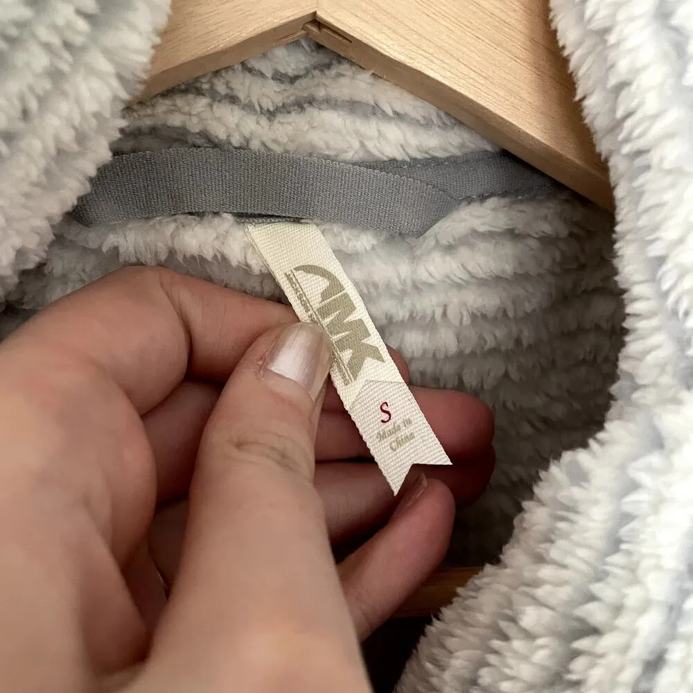 MK Jackson gray and whtie fleece full zip sweater pockets women's size small - Image 3