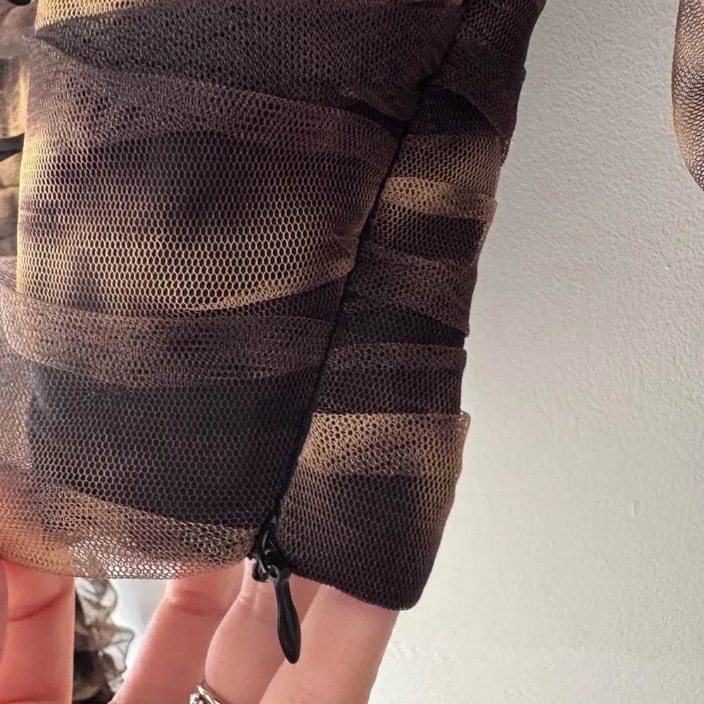 Zara Corsetry Pattern Tulle Crop Top Woman's Long Sleeve - Image 5