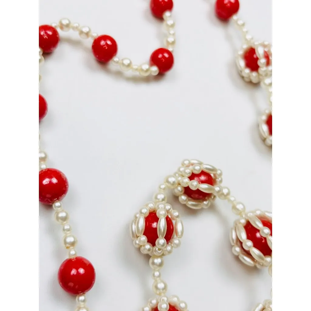 Vintage Handcrafted Red & White Faux Pearl Beaded Necklace 30 Inches - Image 6