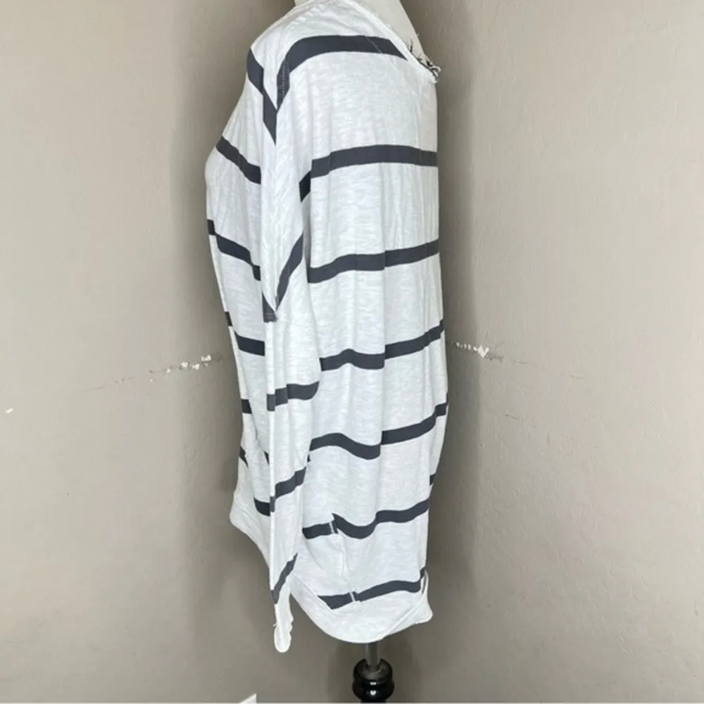 We The FREE PEOPLE Oversized Grey Upstate Striped Top - Image 7