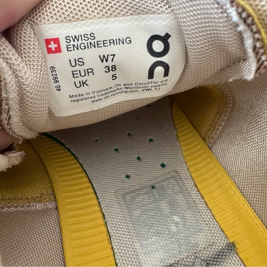 On‎ Cloud X 2.0 Running Shoes Women’s Size 7 Mocha Sand 40 - Image 7