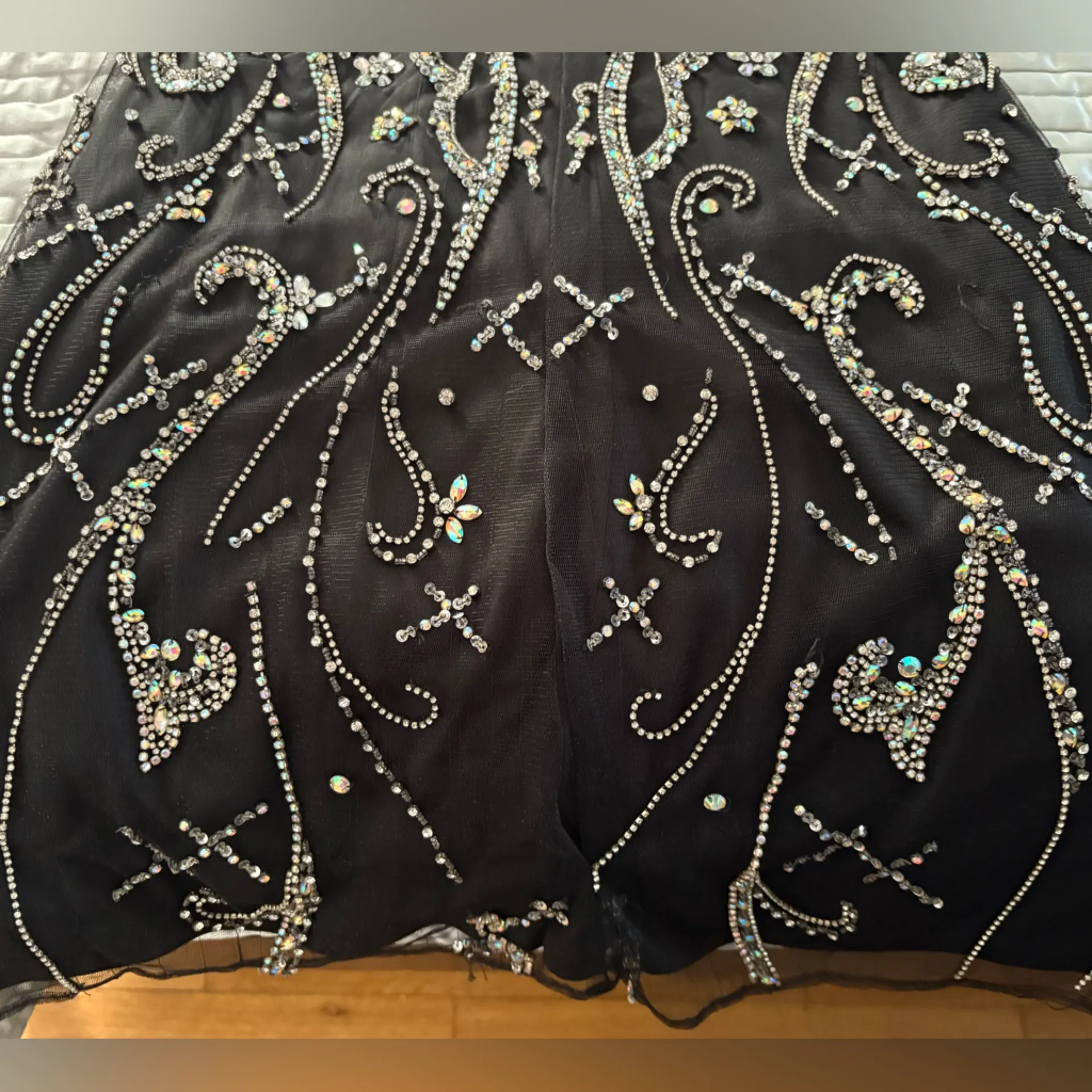 Jazz couture, beautiful bedazzled black dress Size 4 - Image 10