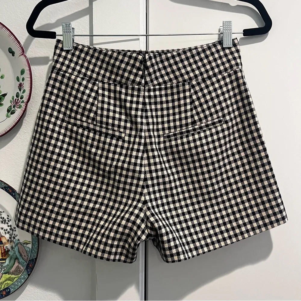 Veronica Beard Gingham Shorts - Image 5