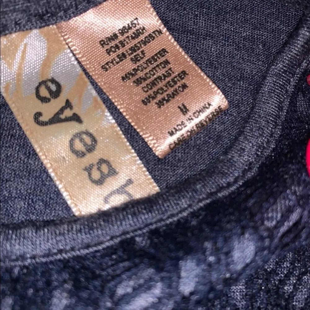 Navy crochet zipper tank - Image 5