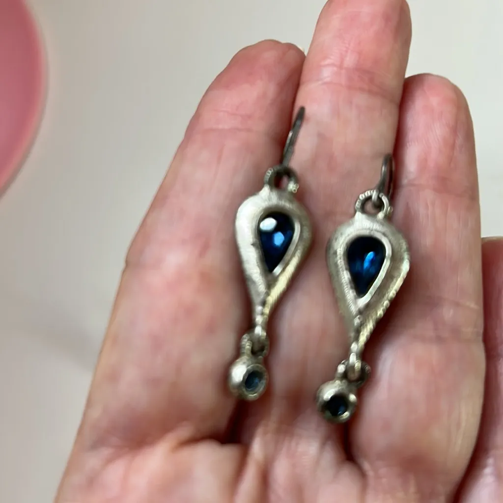 9 pair lot of dangling silvertone earrings some with purple blue green stones - Image 13