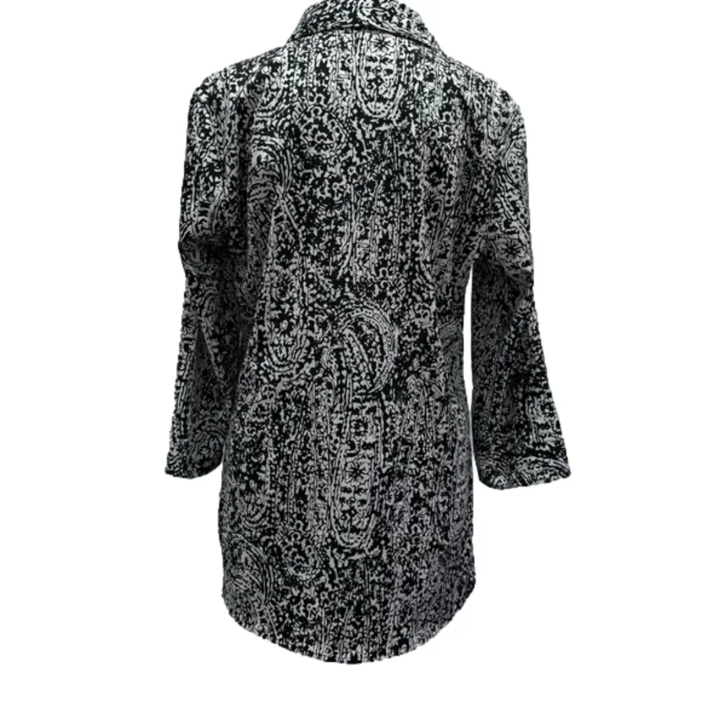 Fred David Black and White Paisley 3/4 Sleeve Button Front Top Size Medium - Image 7
