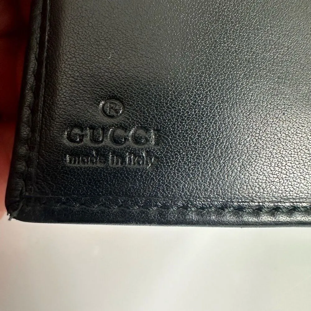 Gucci Trademark Plate‎ Black Leather Compact Wallet - Image 5