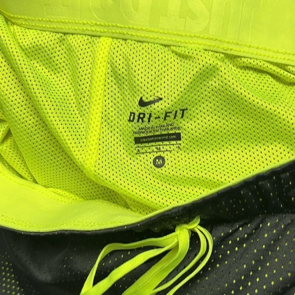Nike  Grey Neon Yellow Mesh Pull on Shorts w/ Drawstring and Elastic Waist-Medium - Image 10