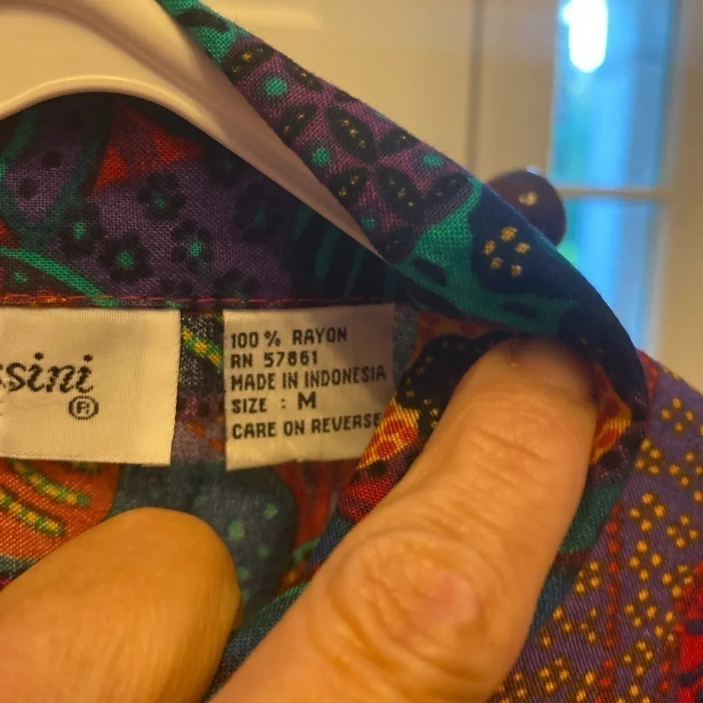 Vintage OLEG CASSINI FLORAL TOP SIZE M - Image 3