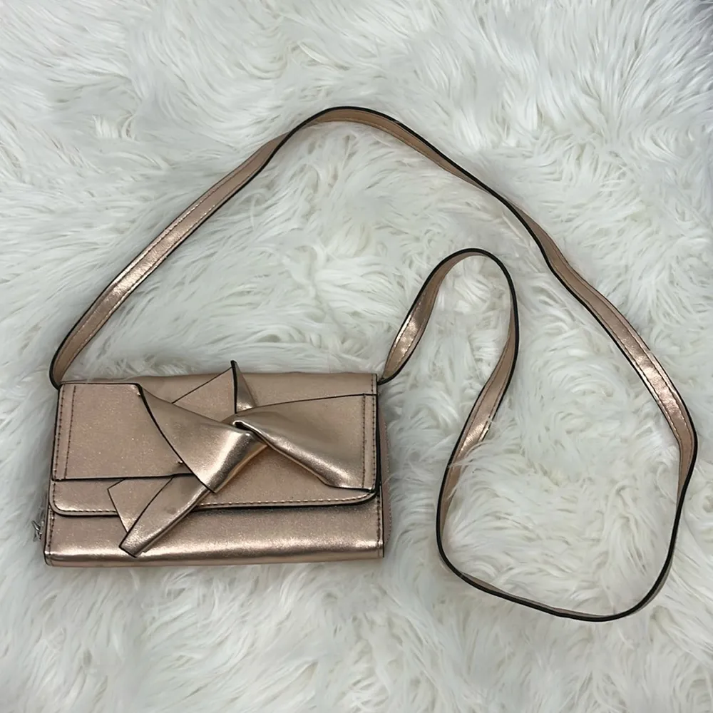 Sam Edelman Circus Rose Gold Bow Tie Crossbody Shoulder Bag Wallet Purse - Image 2