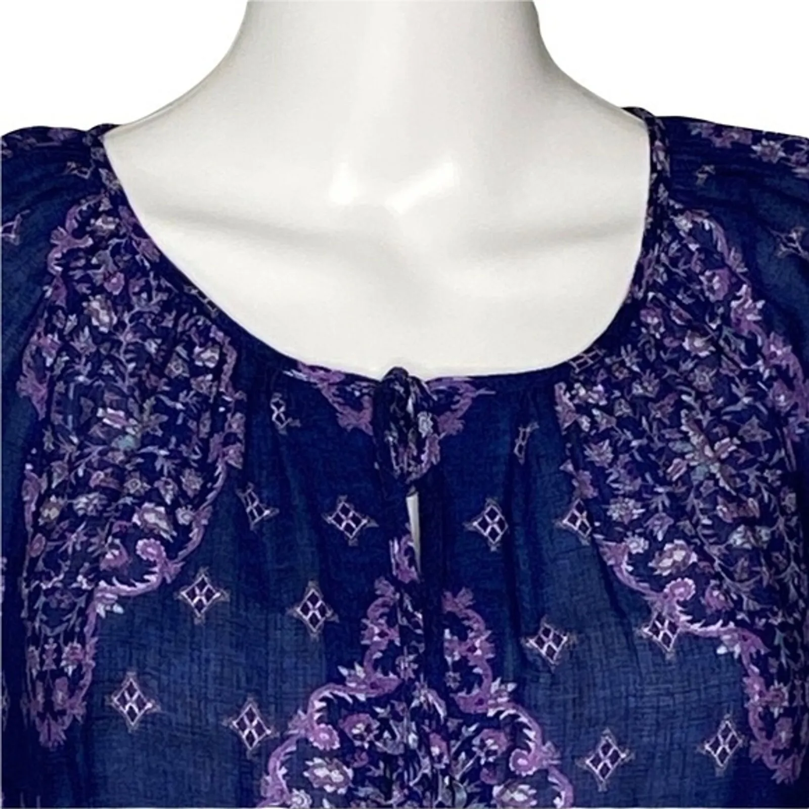 Lucky Brand Shirt Women Small Blue Purple Medallion Pattern Top Bohemian Peasant - Image 4