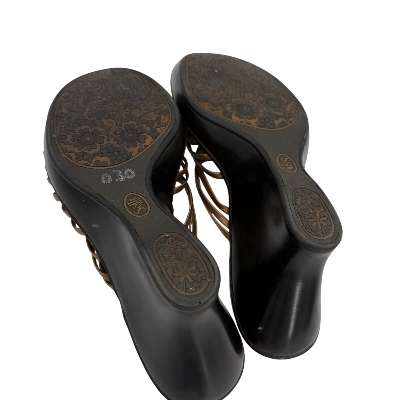 Sofft Women's Bronze Gold Wedge Heels Size 8.5 - Image 5