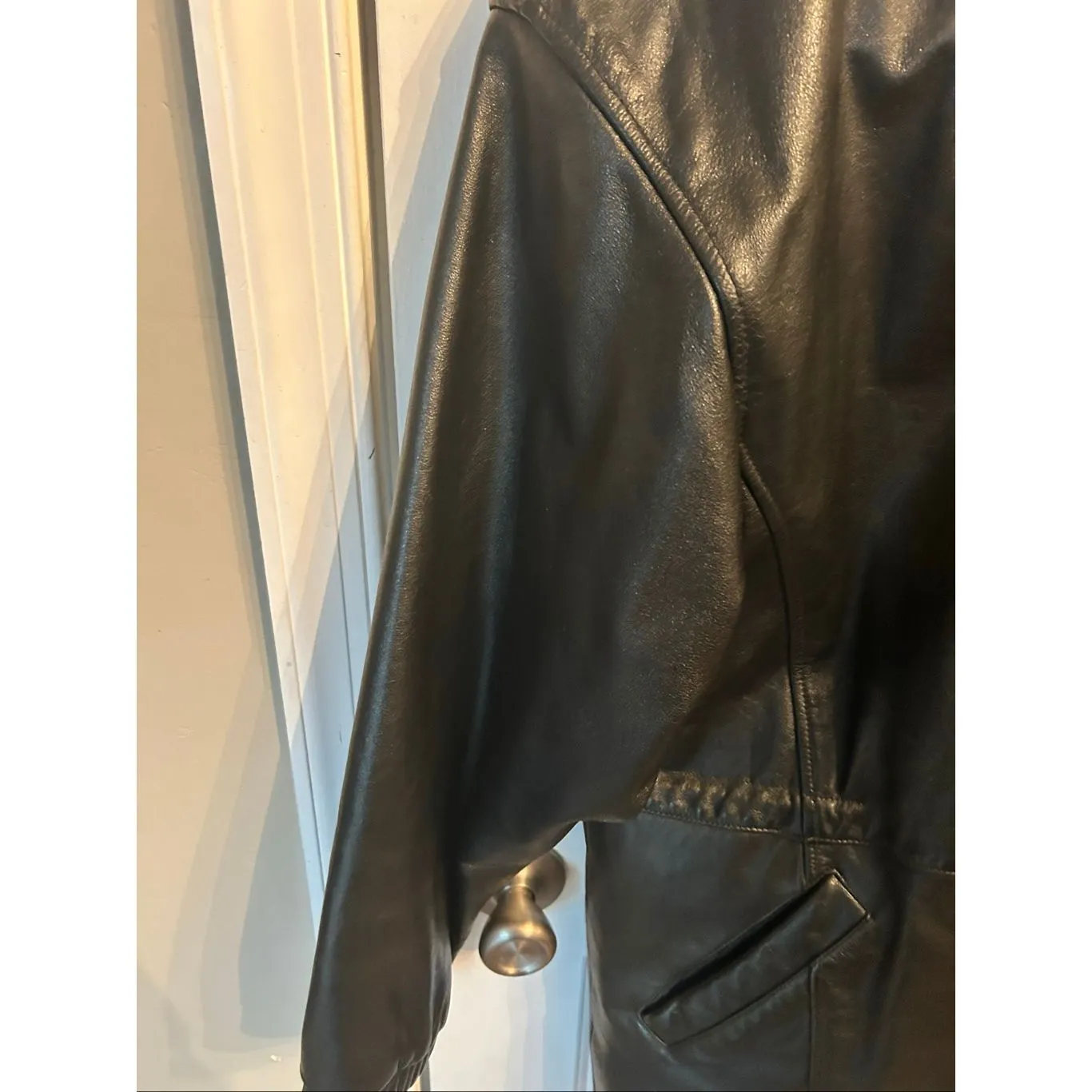 Wilson’s Women’s Black Leather Lined 3/4 Length Coat W/Cinched Waist Size S - Image 3