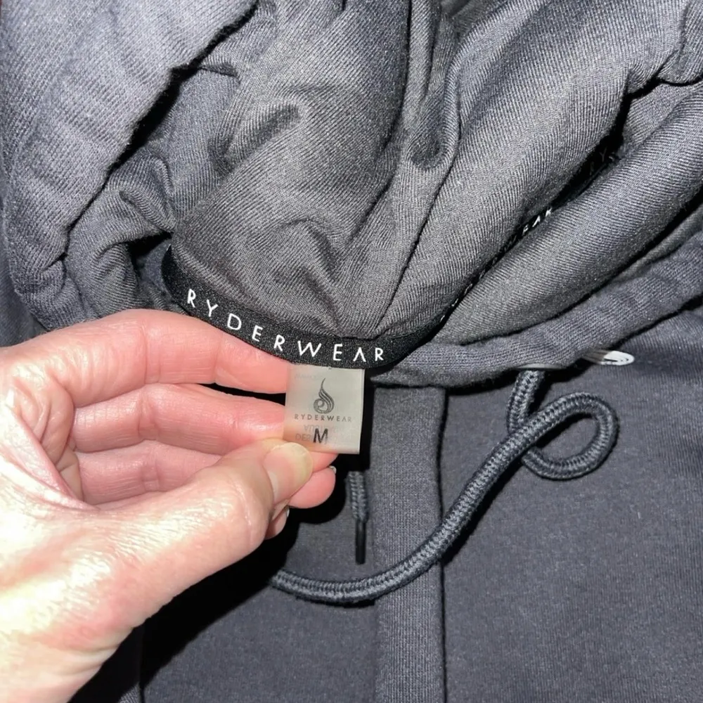 Ryderwear  cropped hoodie! - Image 4