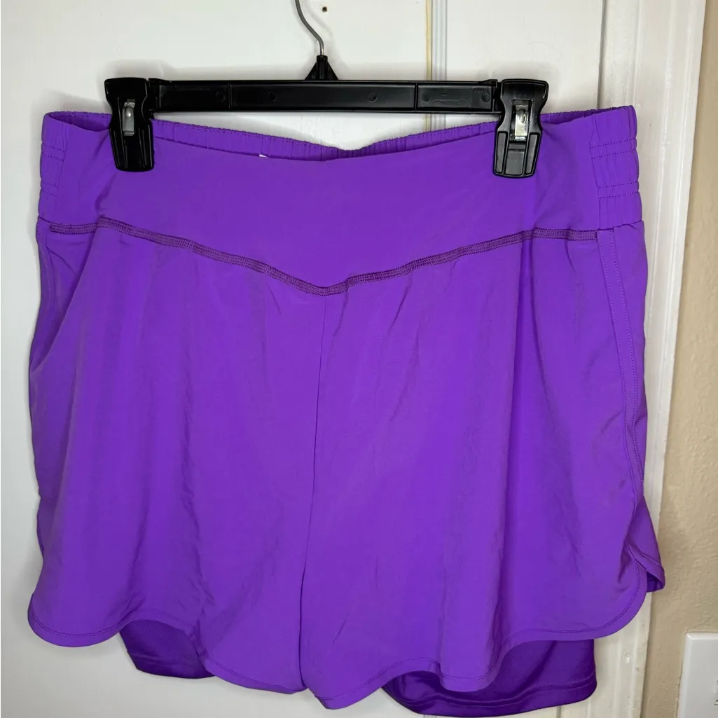 New NWT Gymshark Bright Purple Elevate Shorts size L - Image 8